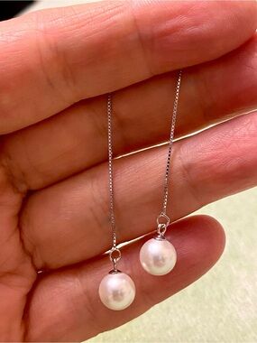 Classic White Pearl Drop Earrings on Silver Chain. Faux pearl. 925 silver